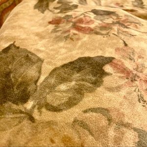 Royal Sateen Lucciana Camel King velvet floral shams NEW from Bloomingdales